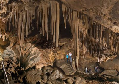 Lake Shasta Caverns formations and people looking